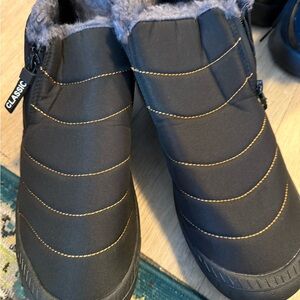 Warm Black adult male Slippers